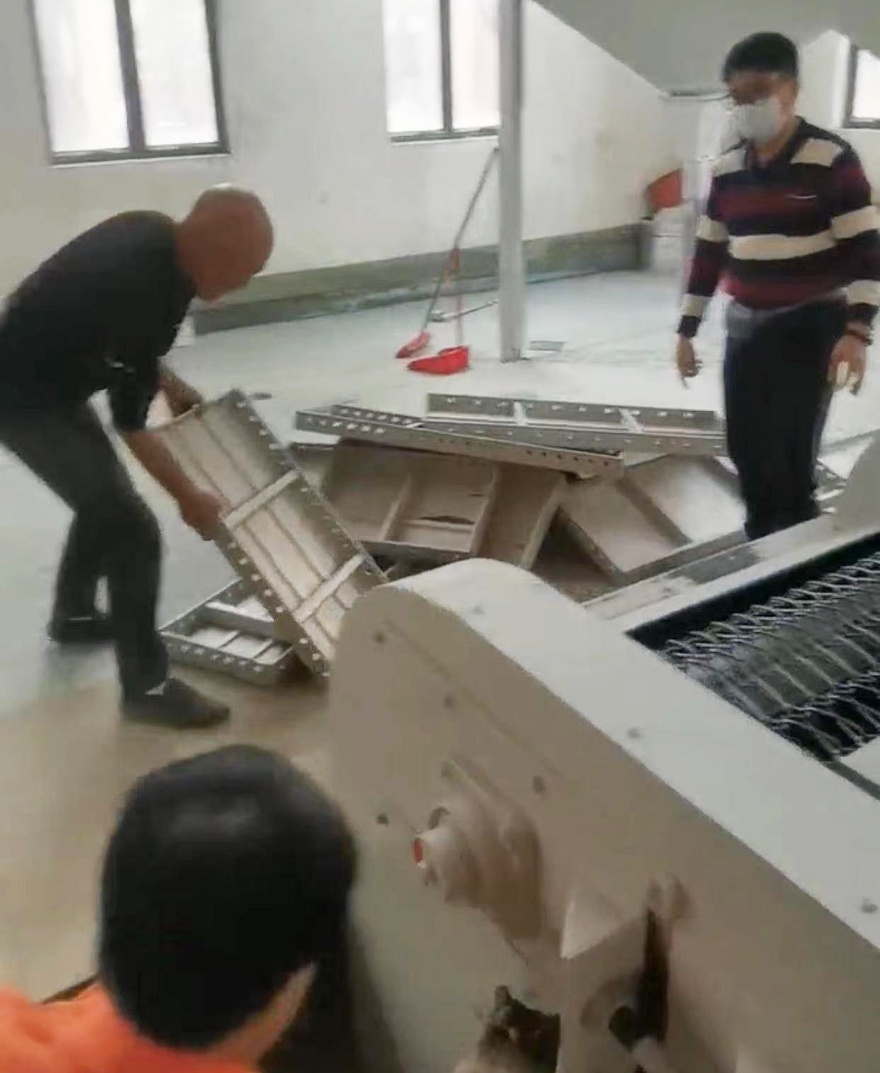 �Xģ�咁��C(j��)